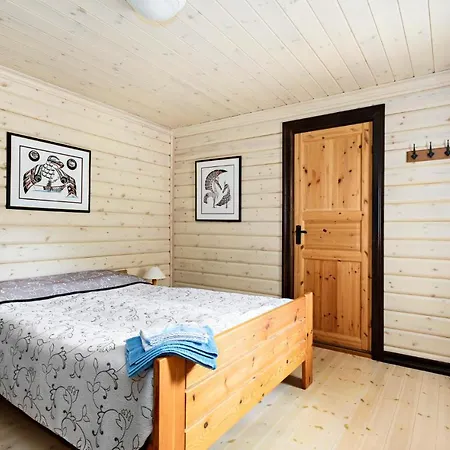 Cozy In With Sauna 度假居 *