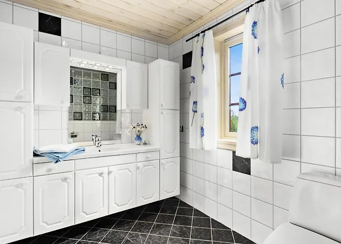 Cozy In With Sauna Semesterbostad